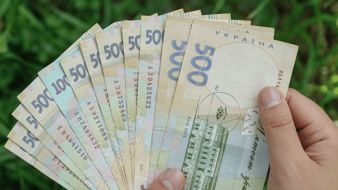 Верховна Рада збільшила виплату при народженні дитини до 50 тисяч гривень: деталі