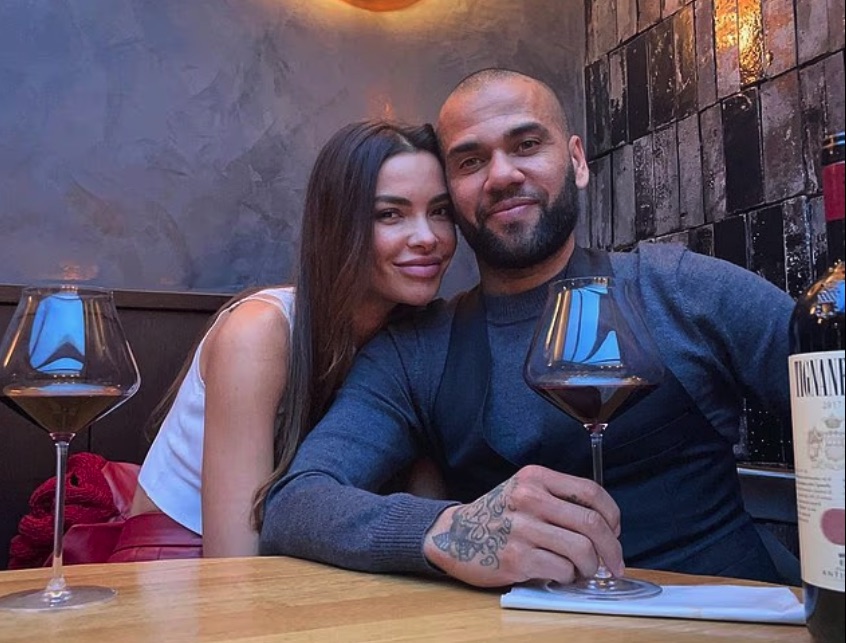 Dani Alves wurde mit 42 Jahren Vater: Der Fußballspieler und seine Frau haben eine Tochter zur Welt gebracht