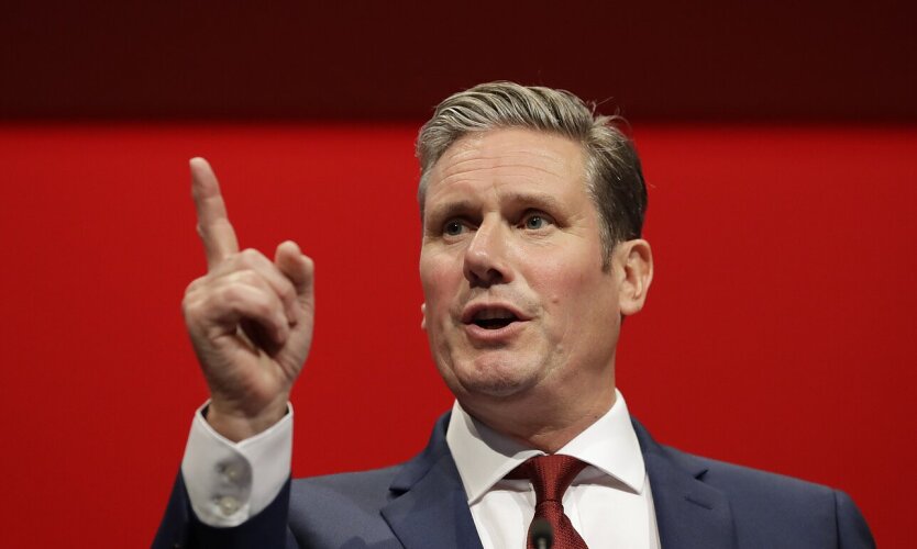 Keir Starmer kündigte die Entsendung britischer Friedenssicherungskräfte nach Ukraine an, - The Times