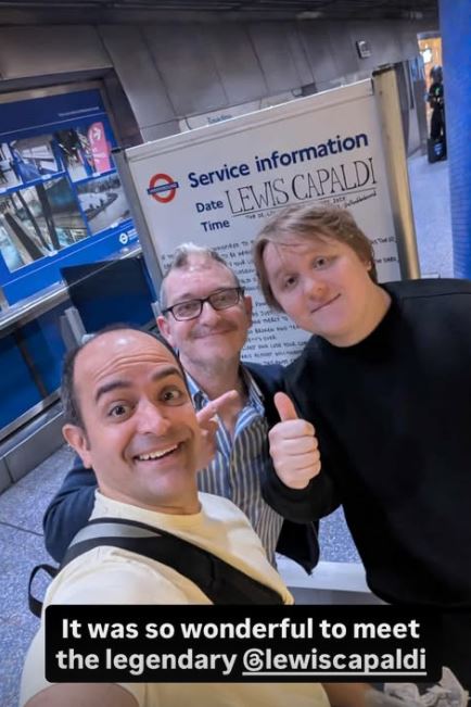 Lewis Capaldi in the London Underground: The star with a fortune of £7.5 million spoke with fans