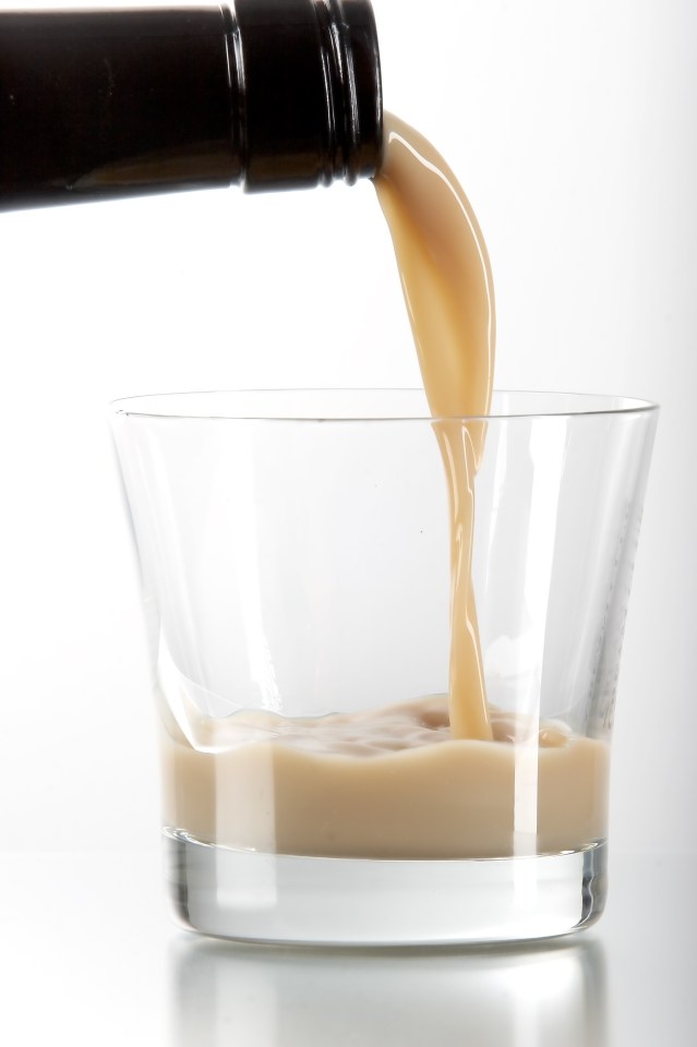 Альтернатива Baileys за 6 фунтів: в Asda з'явився дешевший аналог ірландського лікеру