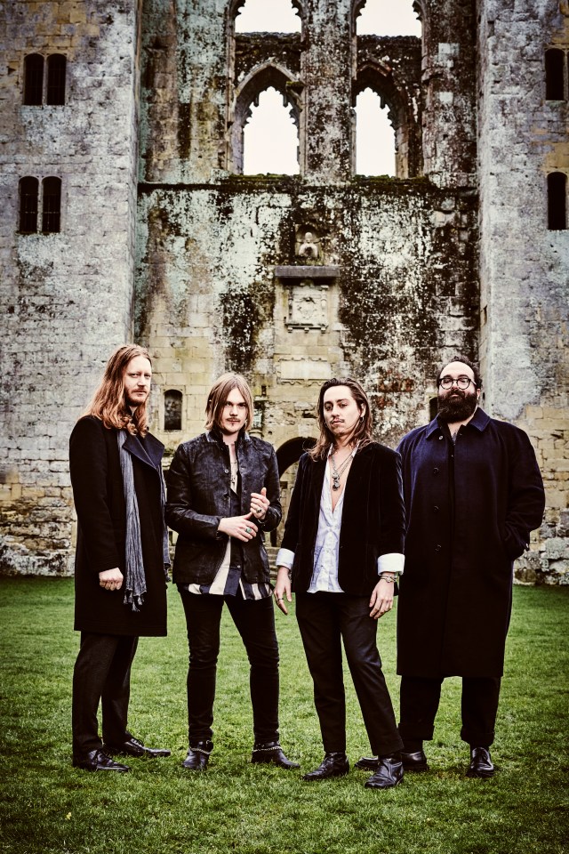 The new supergroup Mirador has released their debut album: what is known about the musical project