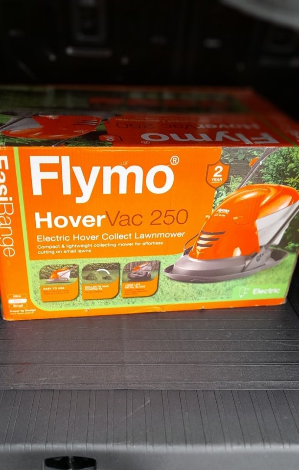Газонокосарка Flymo у Tesco знизилася на 64%: як скористатися вигідною пропозицією