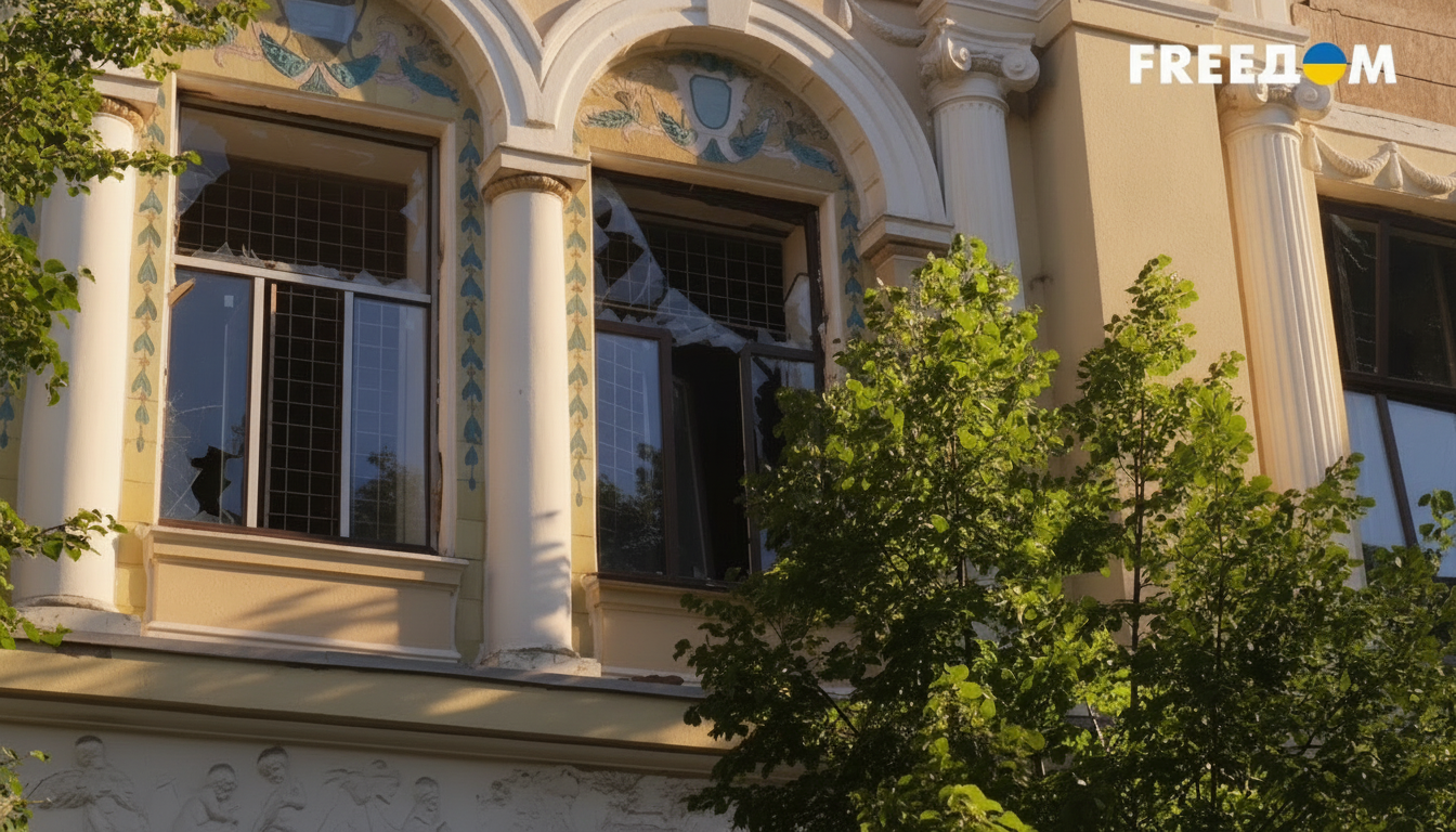Беспилотники ВС РФ нанесли удар по Харькову: в эпицентре возгорания оказался музей искусств