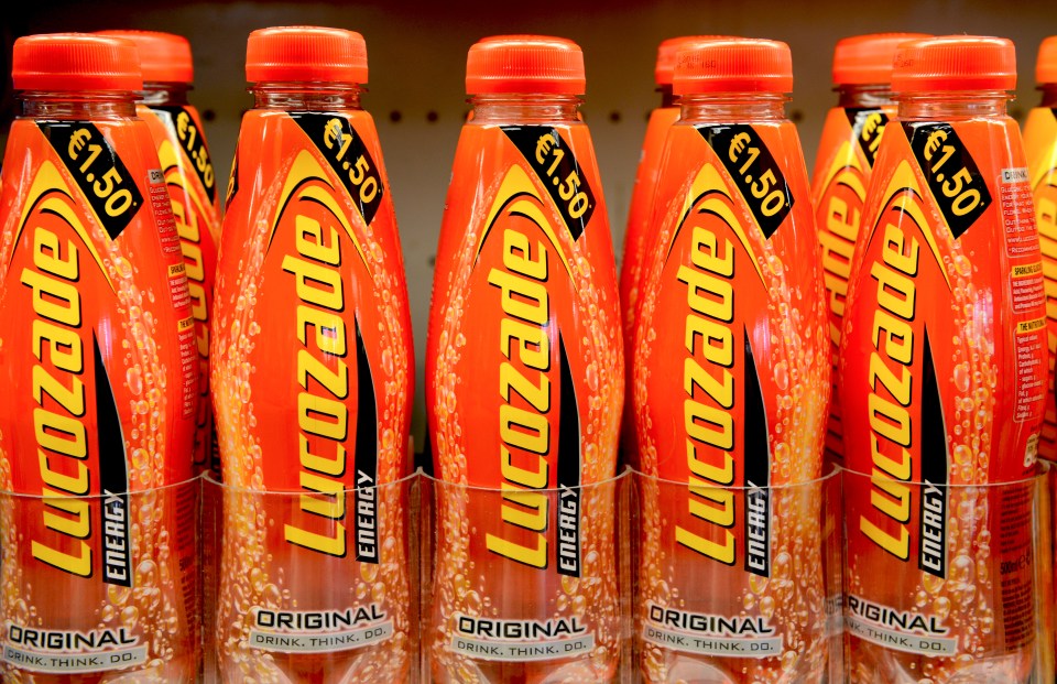 Уряд Великобританії може підвищити податок на цукор: Lucozade та Ribena під загрозою