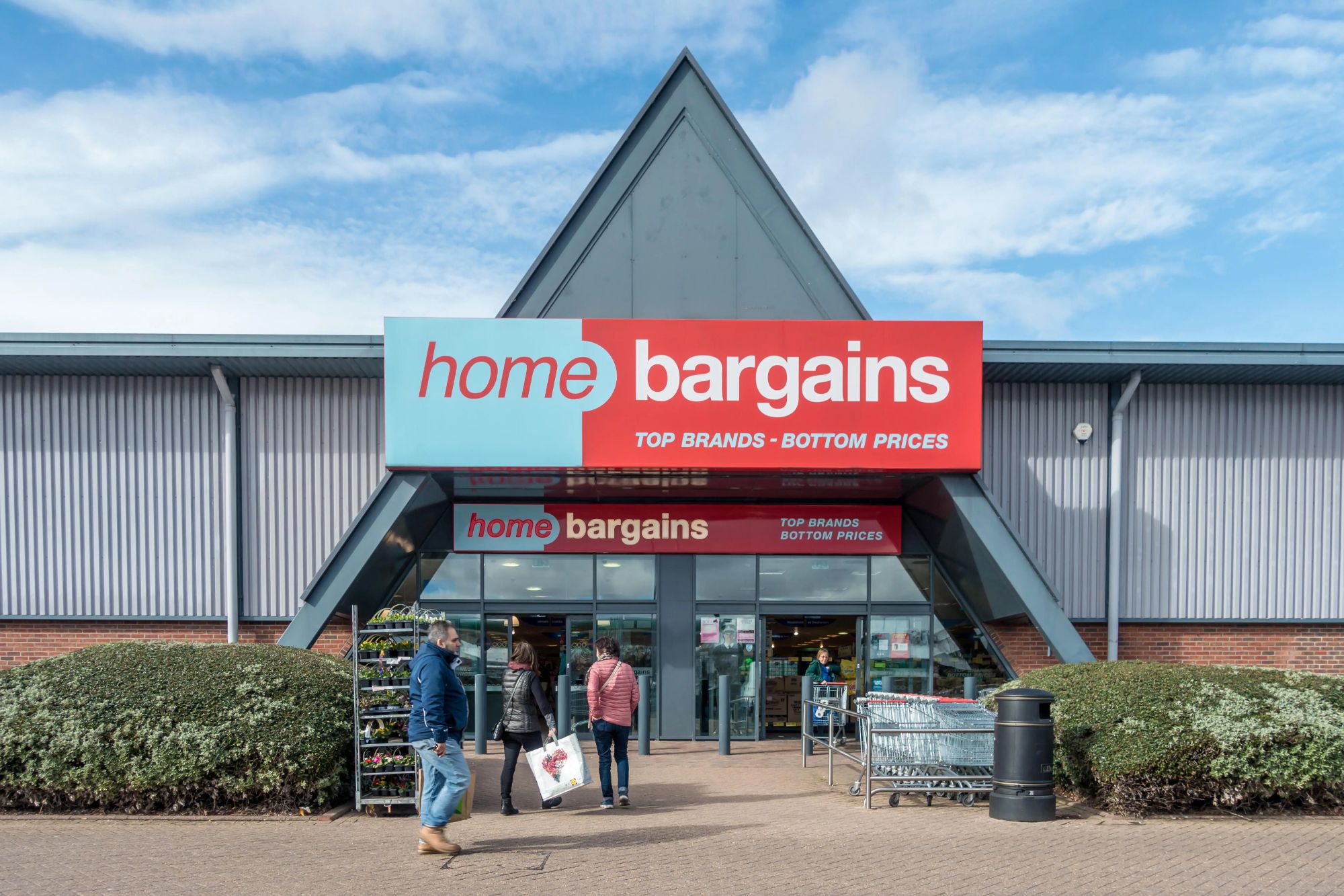 Неймовірна розпродаж у Home Bargains: стайлер за £14 замість £310