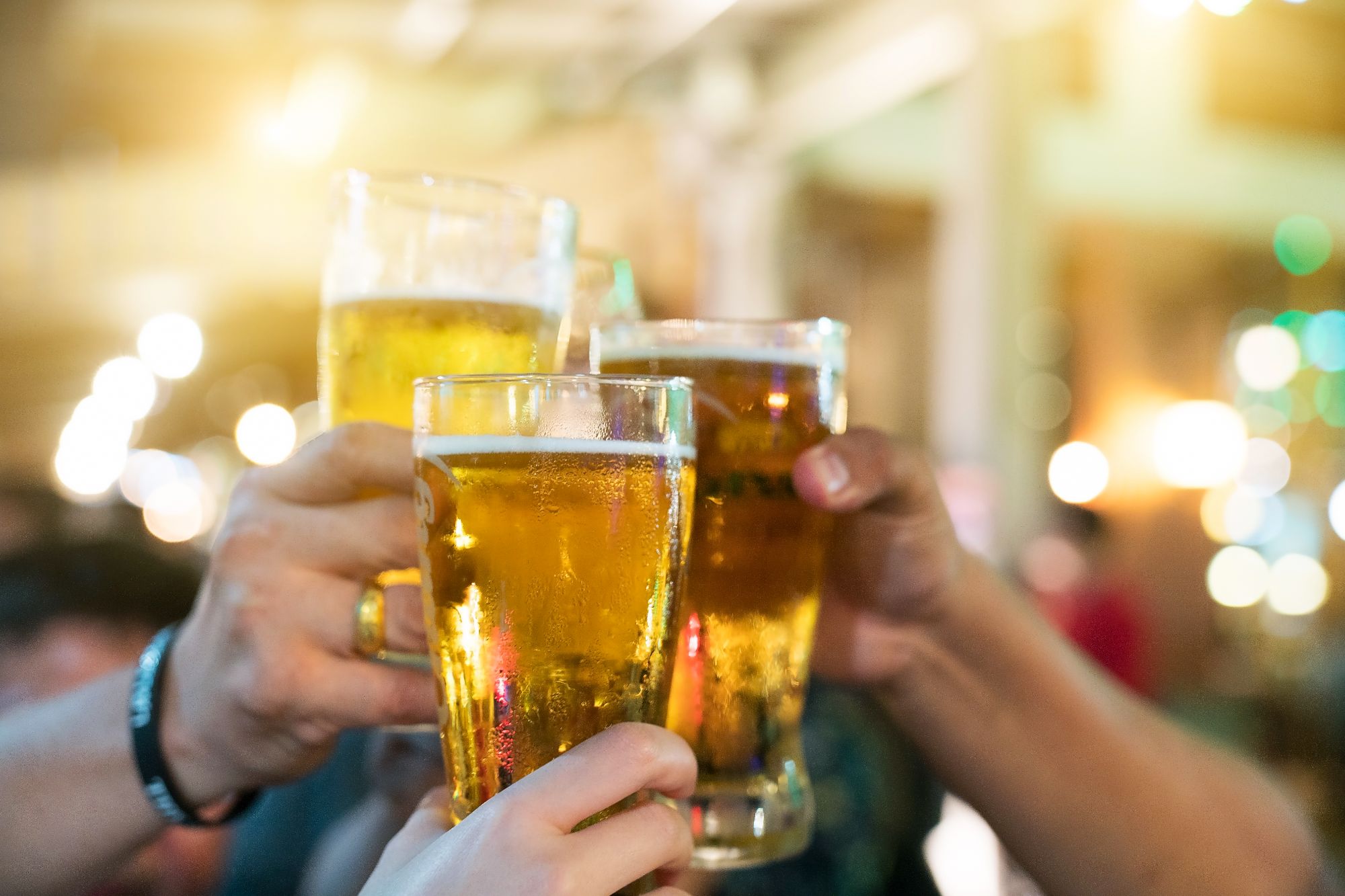Large pub network in Britain sold 21 establishments: what it means