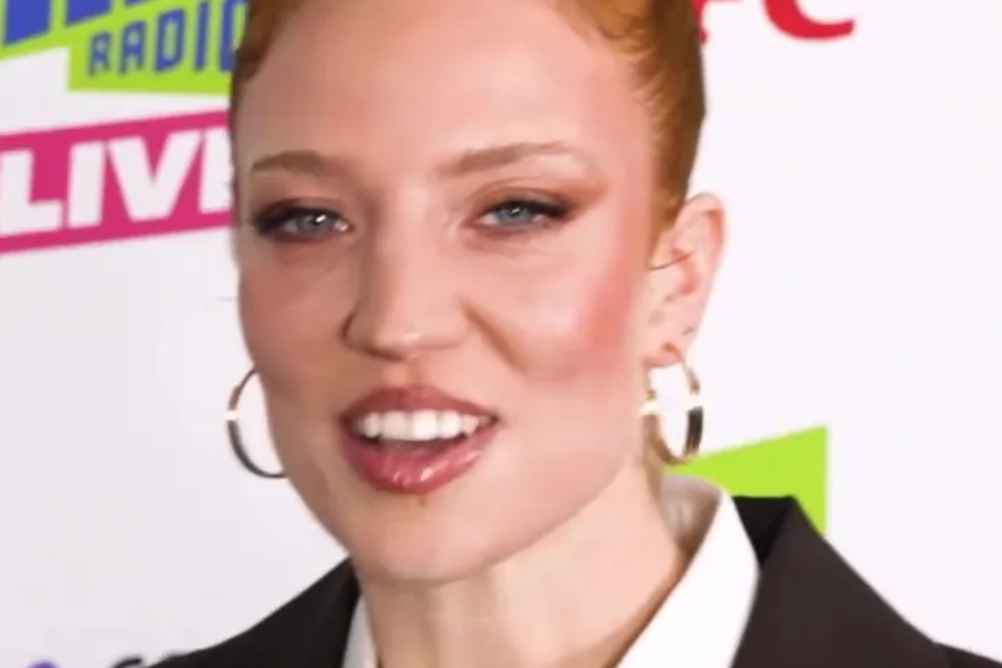 Jess Glynne to buy a heel for Alex Scott: details of the wedding plan