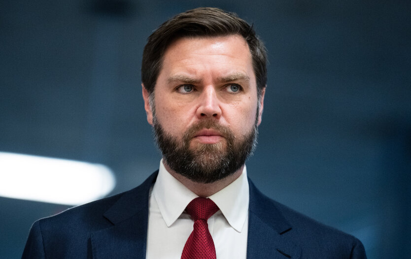 Джей Ді Венс звинуватив Politico у зриві переговорів з Росією: деталі скандалу
