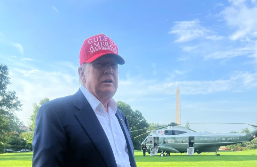 Трамп пригрозив відібрати субсидії у Маска і подумає про його депортацію: чому конфлікт спалахнув знову