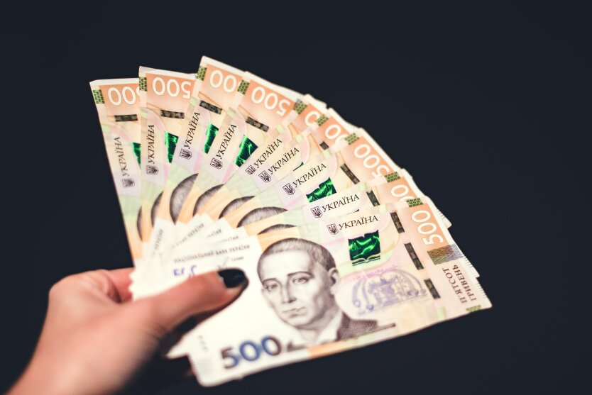 Вчителі отримають надбавку 2000 гривень: хто і як її отримає