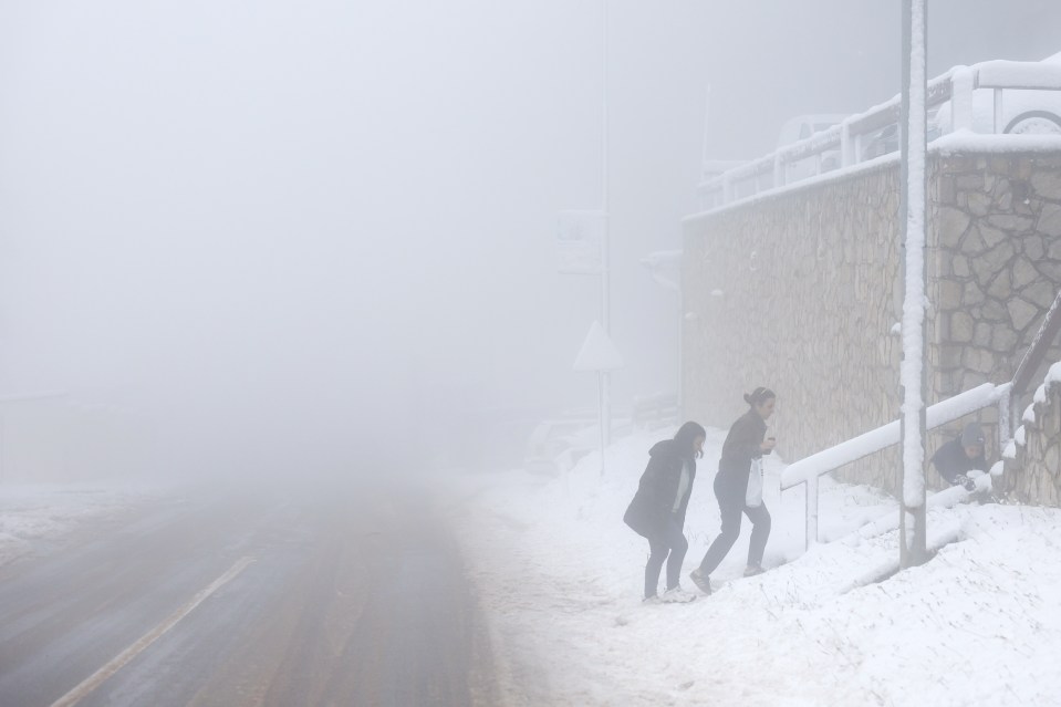Schneeblizzard auf dem Balkan: Tausende Menschen ohne Strom