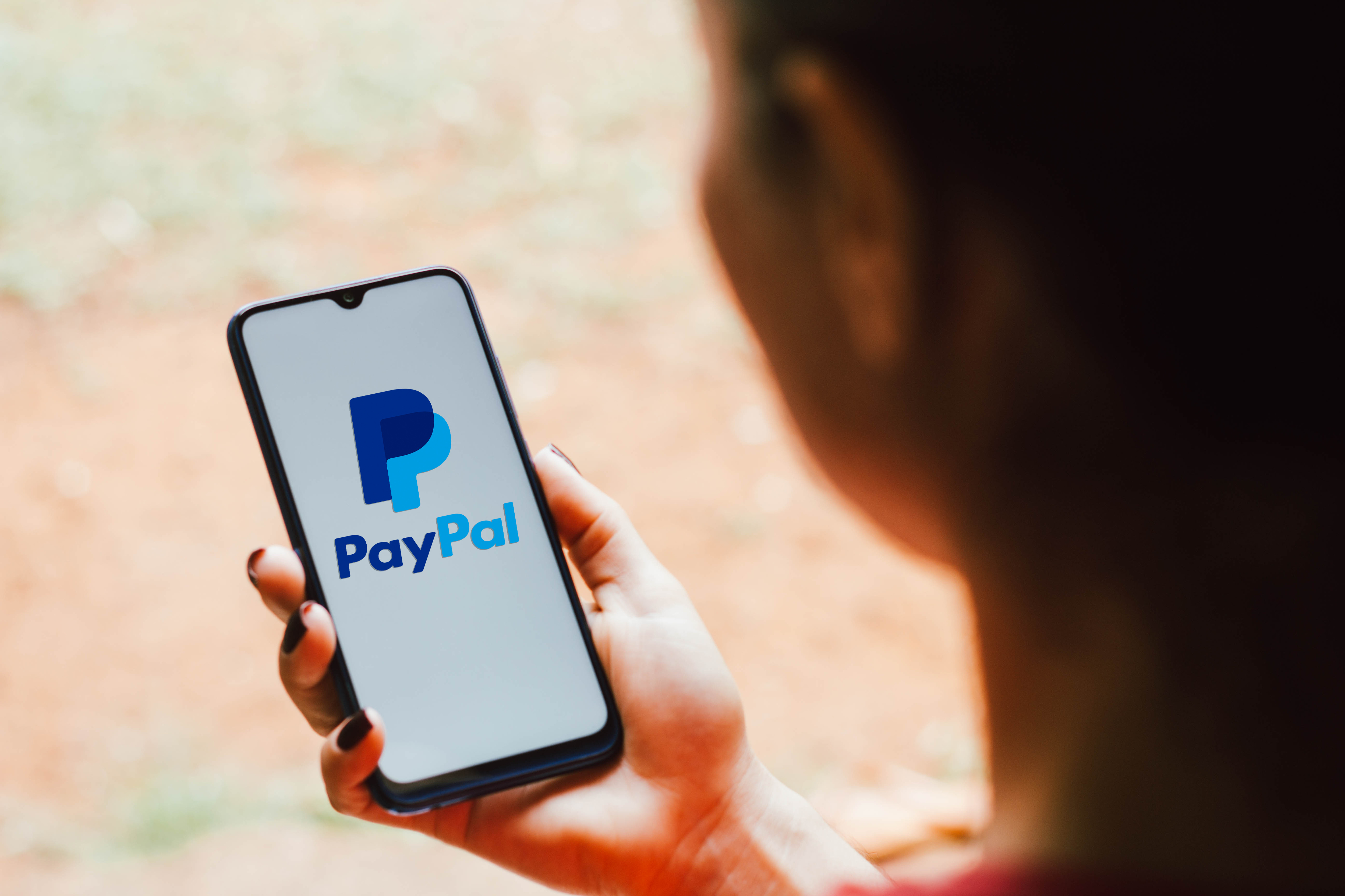 PayPal startet eine Debit- und Kreditkarte: So erhalten Sie Cashback