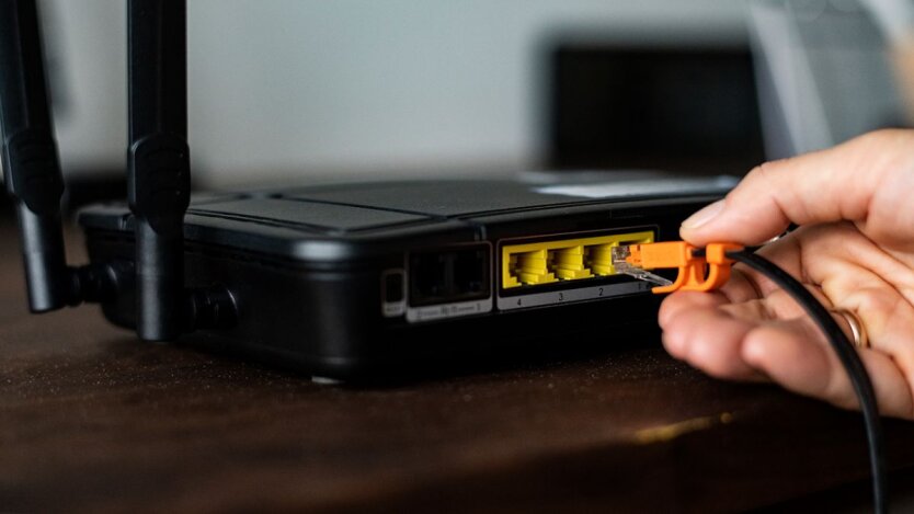 Повільний Wi-Fi вдома: який предмет інтер’єру знижує швидкість на 50%