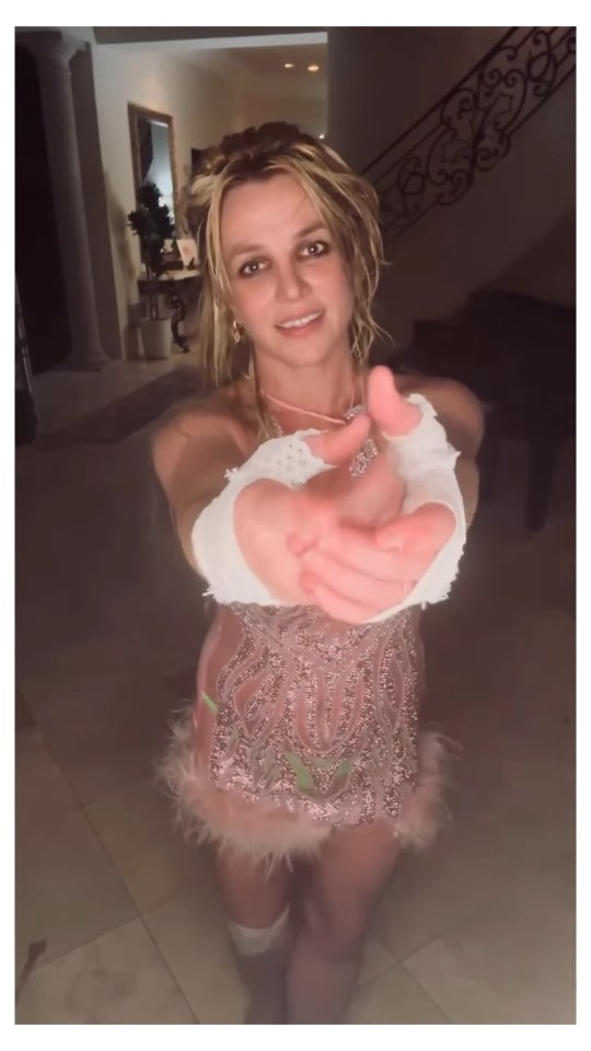 Britney Spears Explained Her Severe Bruises and Leg Injury: What Happened
