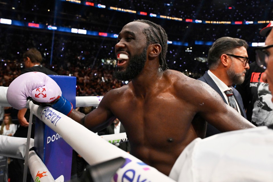 Terence Crawford stripped of WBA title two weeks after victory over Alvarez