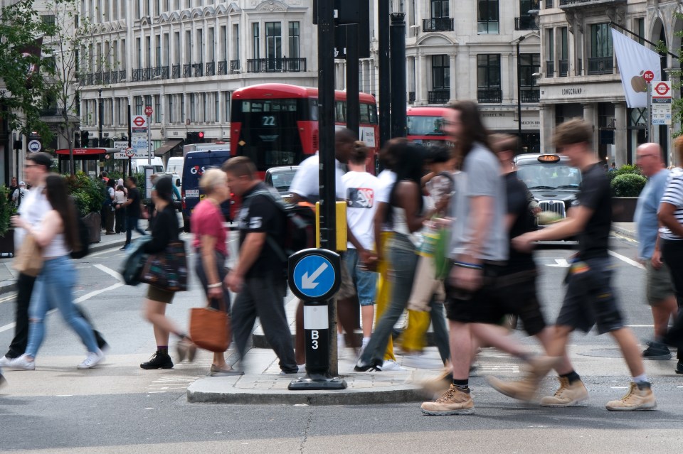 Die budgetfreundliche Marke Lefties kommt nach Großbritannien: Was wir über die Wettbewerber von Primark wissen