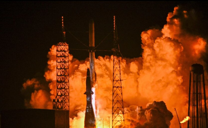Bitwa o kosmos: ambicje Bezosa zagrożone przez wpływ Muska na NASA