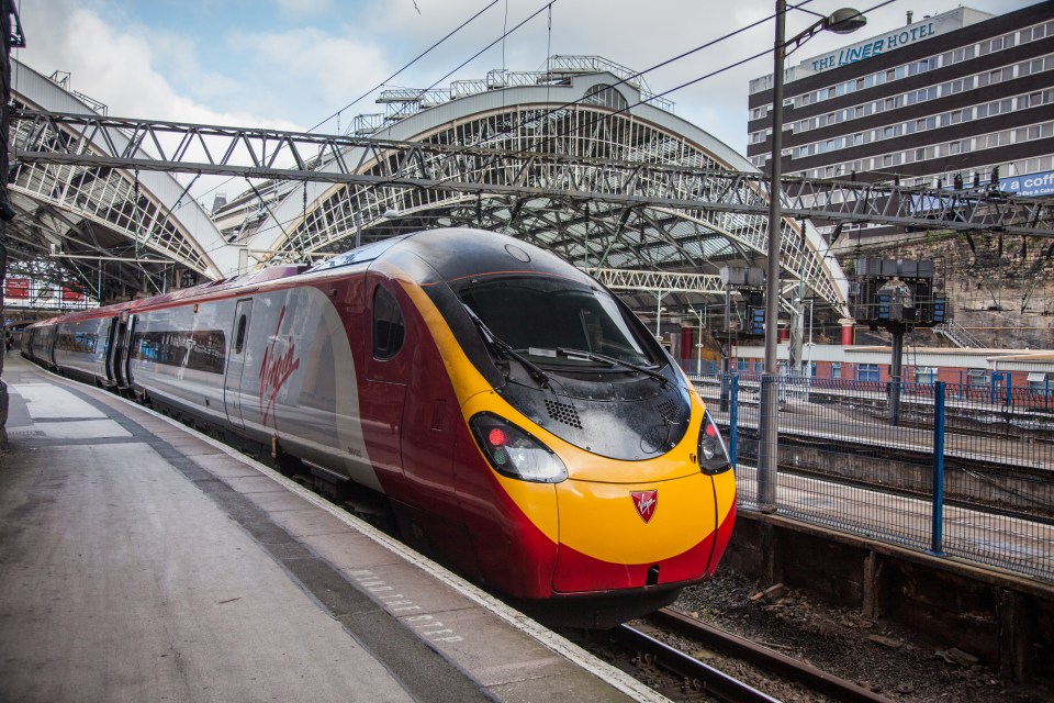 Virgin заказала 12 скоростных поездов: конкуренция с Eurostar разгорается