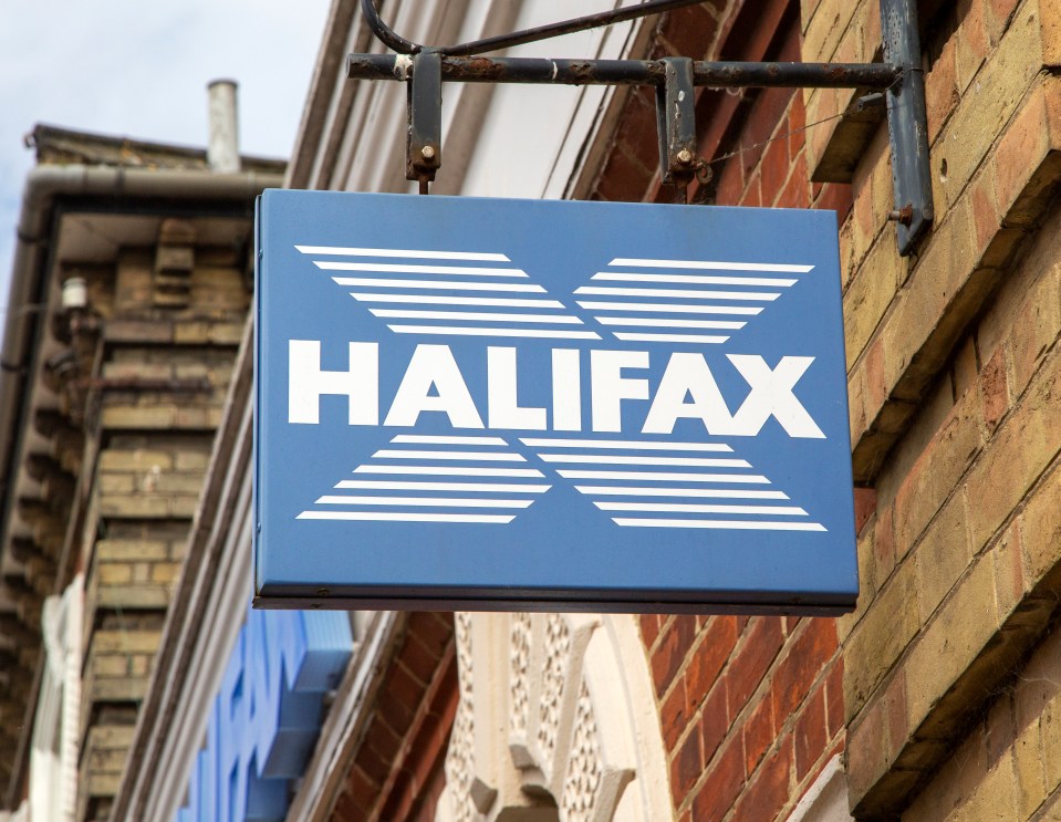 Halifax скасував щомісячний розіграш призів для вкладників: що відомо