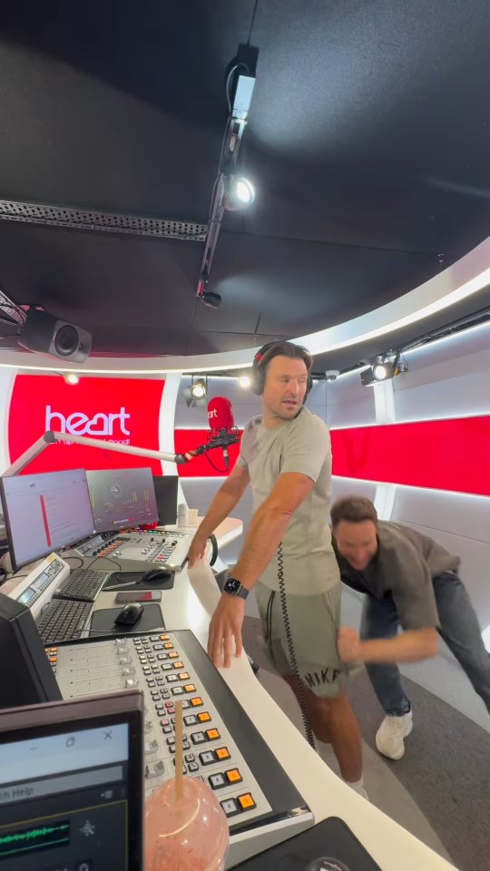 Olly Murs made an unfunny joke live: What happened to Mark Wright