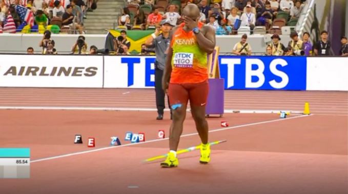 Легендарний метальник списа Юліус Єго розплакався через травму на чемпіонаті світу