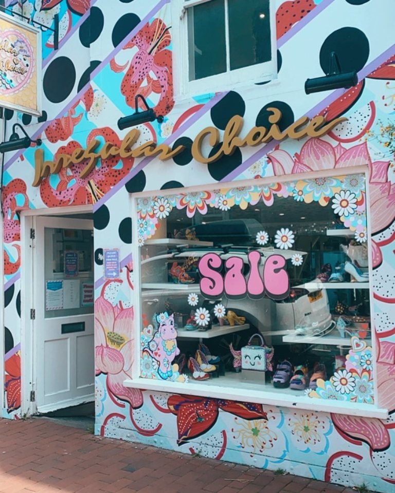 Британський взуттєвий бренд Irregular Choice закривається: оголошено масштазний розпродаж